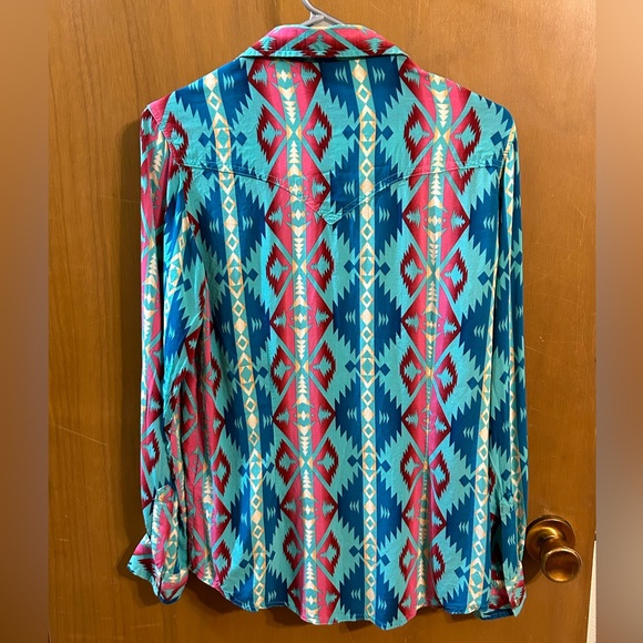 Wrangler Retro Women’s Aztec Western Snap Button Shirt Size Small - Picture 3 of 4